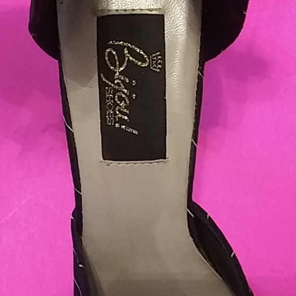 Shoes - Picture 3 of 3